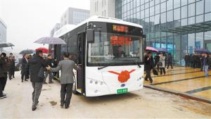 加氢5分钟客车续航450公里