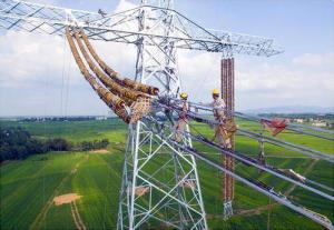 银色巨龙越秦岭——昌吉—古泉特高压陕3标段建设现场走笔