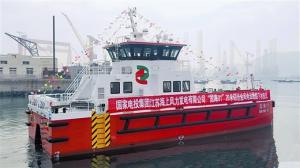 国内首艘国际先进海上风电运维船在连下水
