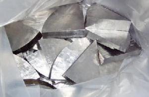 国内金属钴价上涨约97% 动力电池业利润空间遭挤压