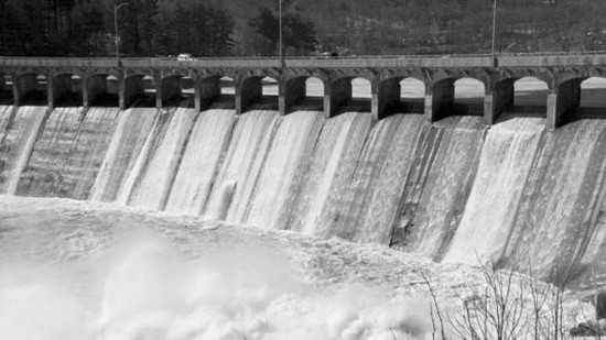 四川：清洁能源发电量占总发电量八成以上，水电装机全国第一