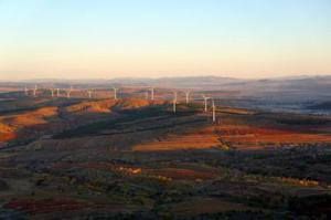 华润电力大柴旦锡铁山50兆瓦风电项目正式投产