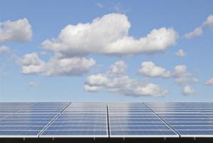 2017年西北电网光伏发电量392.86亿度 平均利用小时数1253小时