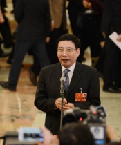 工信部苗圩：新能源汽车未来还会继续呈现高速增长