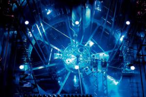 段旭如：建议加强基础研究掌握领先核心技术