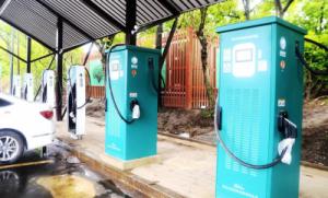 扬州今年新建147个充电桩 城区建设三公里充电圈