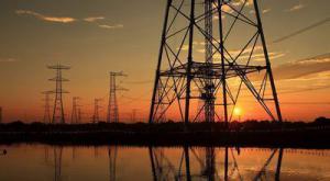 准东－皖南±1100千伏特高压输电工程新疆段全线贯通