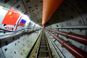 中俄东线第二条隧道顺利穿越国境线