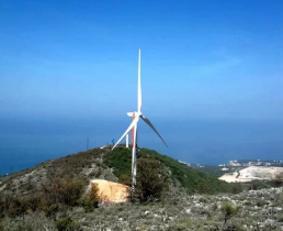 上海电力首个欧洲风电项目圆满完成第一台风机吊装