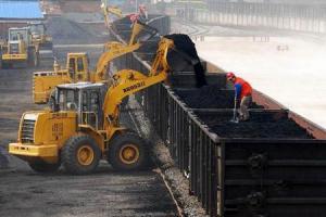 首列新疆至河西走廊 煤炭循环班列开行