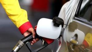 国内成品油价迎“三连涨”