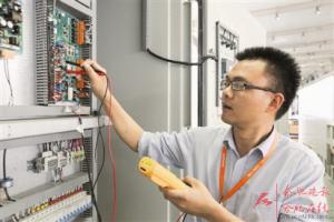 世界海拔最高 光伏发电站“合肥造”