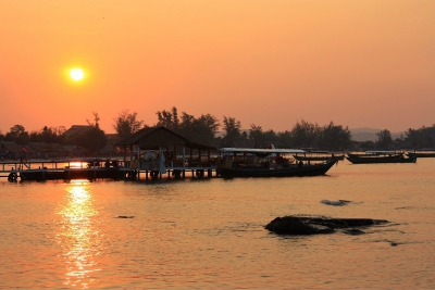 新加坡太阳能公司将在柬埔寨建成10兆瓦太阳能发电厂