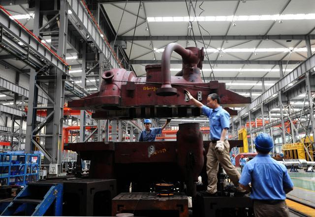 亚洲最大太阳能发电项目用长动集团机组 将成敦煌新地标