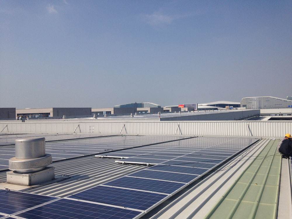 光伏“拉闸”降温产能无序增长