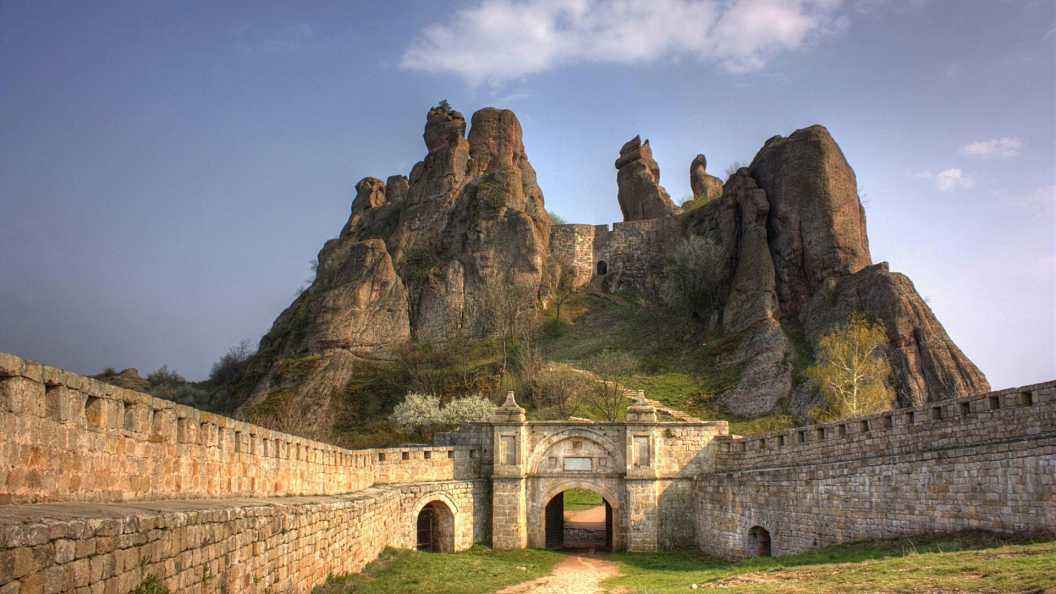 保塞两国同意推进建造天然气管道连接计划