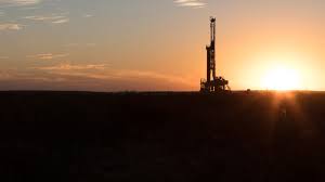 侯明扬：美国页岩油产量增长机遇与挑战并存