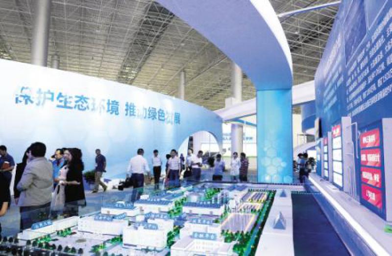 青海:大范围水火互济风光互补