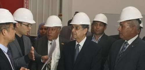 埃及电力部长：加强输电网络