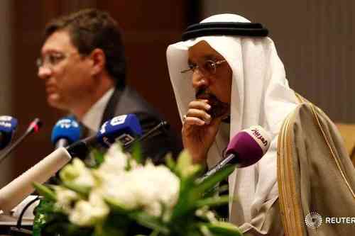 俄罗斯和沙特能源部长在莫斯科讨论欧佩克石油交易