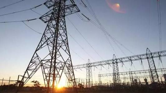 江苏电网首台大容量同步调相机并网成功