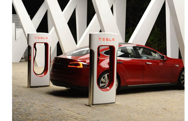 特斯拉全球第10000个超级充电桩投用