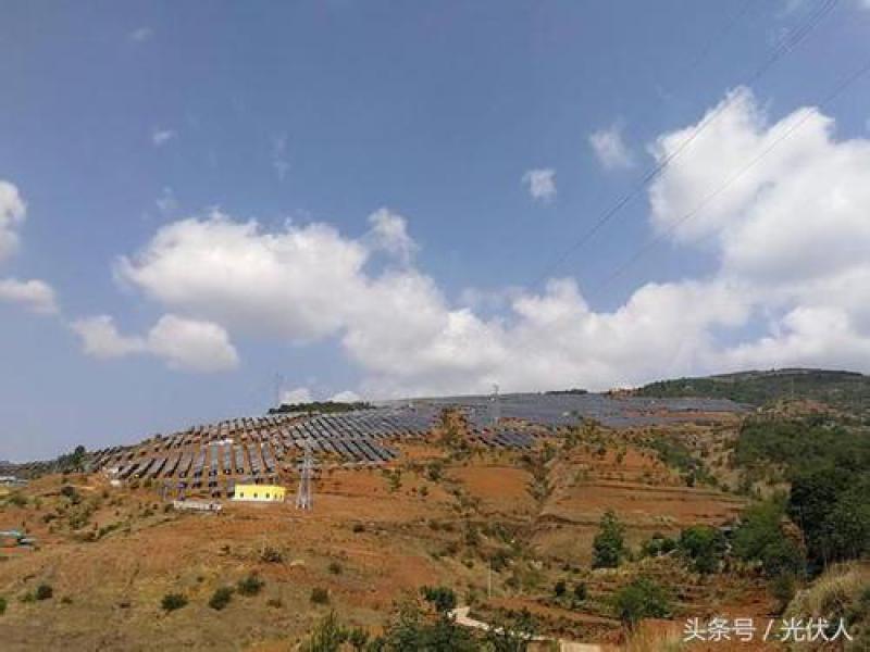 贵州象鼻岭二期光伏项目首次并网发电一次成功