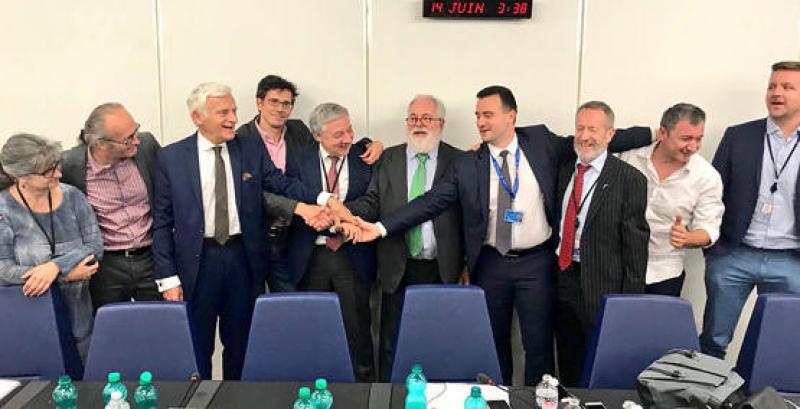 欧盟就约束32％的可再生能源目标达成协议