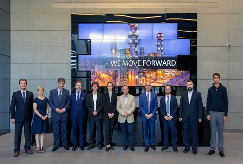 METKA EGN：新的大型太阳能发电厂