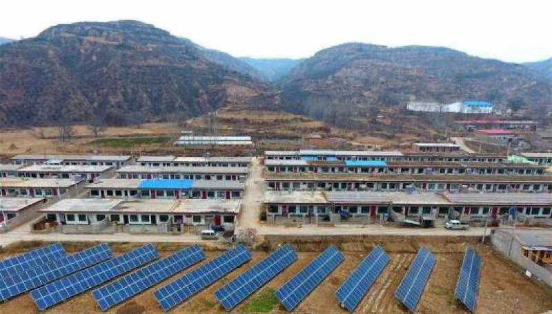 铜川市印台区首个村级光伏扶贫电站实现并网发电