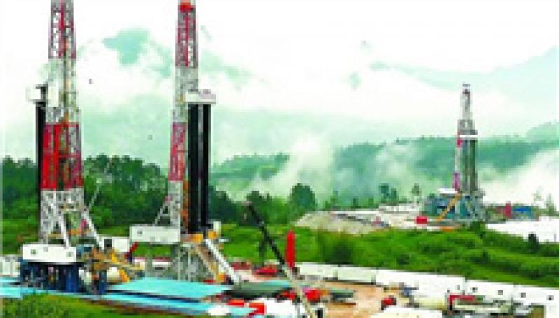 伊拉克石油部长提议暂缓重审减产协议但遭否决