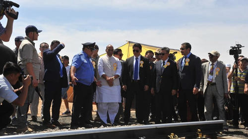 蒙古开始建设其第一座炼油厂