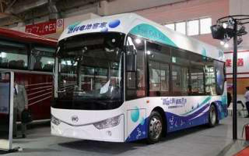 成都首批10辆氢燃料电池公交车全面载客运行