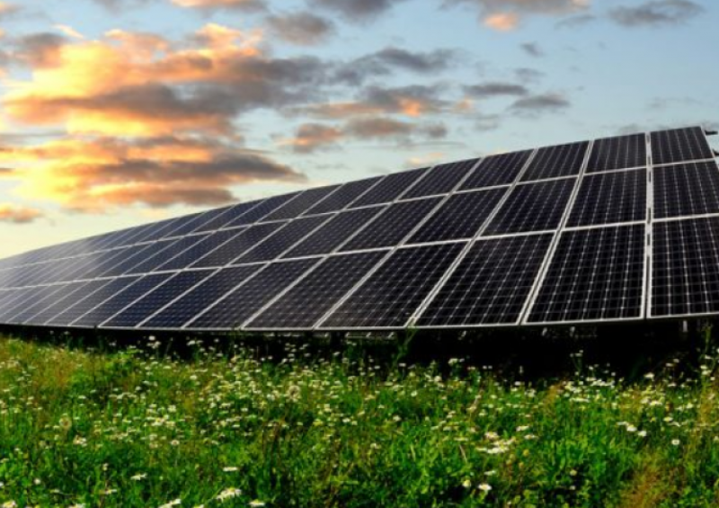 在莫里斯山（Mount Morris）提出的1亿美元太阳能项目