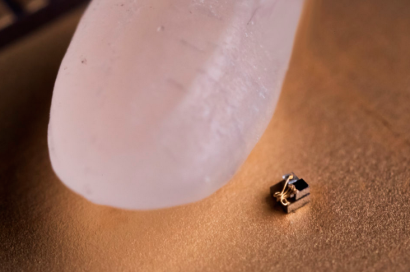 世界上最小的计算机使用太阳能