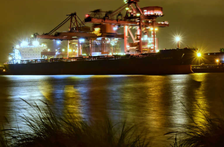 两个财团收购了EDF在敦刻尔克液化天然气公司65.01％的股份