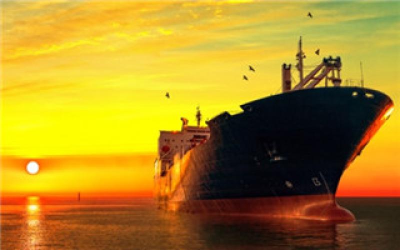 美国誓言要保护伊朗的波斯湾石油路线