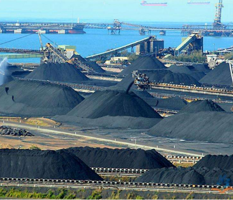 黄骅港煤炭港区上半年吞吐量超亿吨