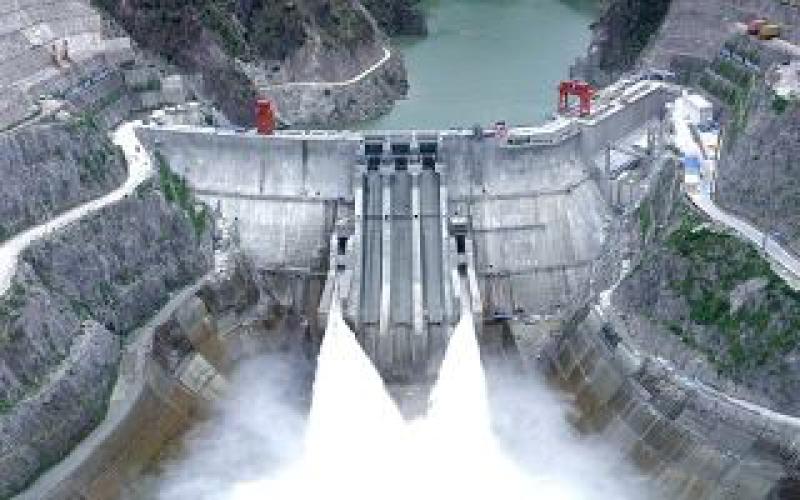 华能黄登水电站首台机组投产发电