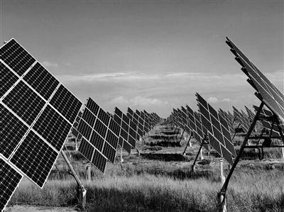 走进青海共和多能互补光伏发电基地 储能项目发挥重要作用