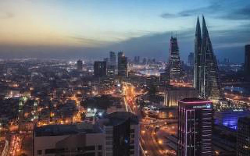 随着石油产量下降，巴林经济在第一季度萎缩