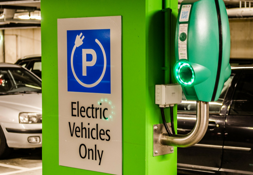 菲律宾将转向电动汽车和太阳能充电站以抑制排放