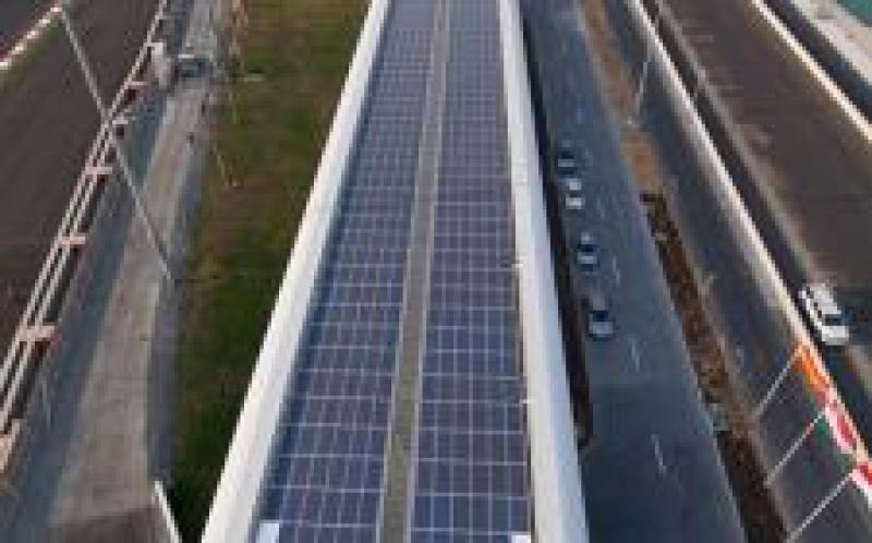 Enviromena在埃及和约旦开始安装500兆瓦的光伏发电