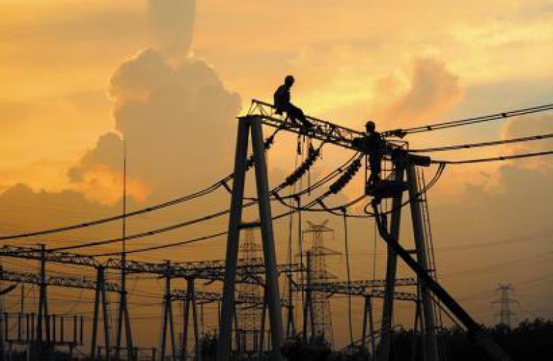 上半年全国用电量3.23亿千瓦时 第三产业用电量增速明显