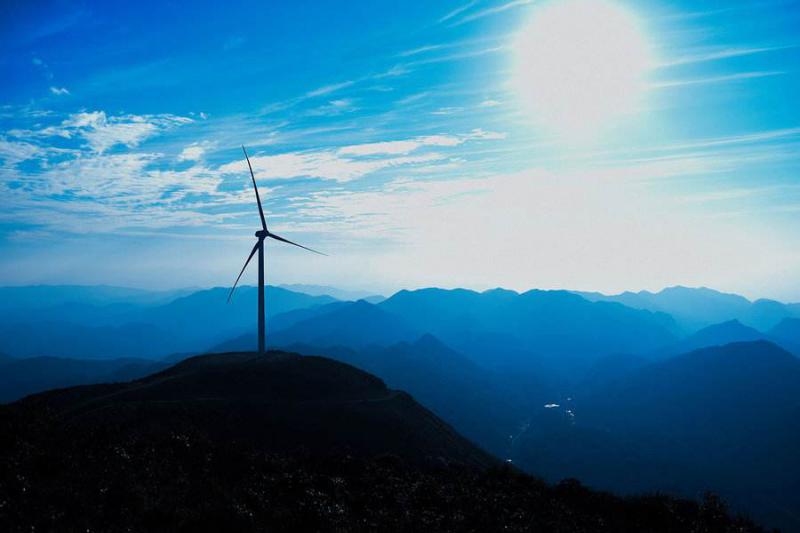 中槽风电场并网发电 利川风电装机容量增至45.2万千瓦