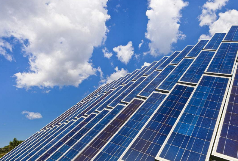 LABC与越南美国商会签署经济协议，侧重于太阳能发电基础设施建设