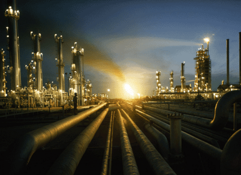 成品油价微涨 有望助推地炼开工率低位回升