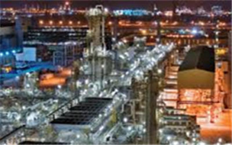 卡塔尔工业上半年净利润激增56％