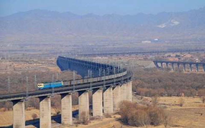 7月份大秦线完成煤炭运输量3885万吨 增长6.91%