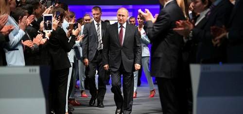 亚马尔完成第二艘液化天然气列车